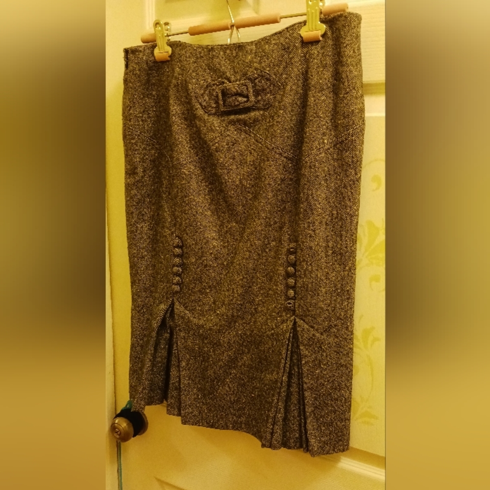 Tweed skirt